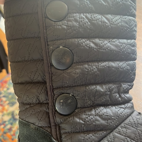 UGG Kids Puffy Quilted Houndstooth Black Girls Boots size 5 - Picture 4 of 7